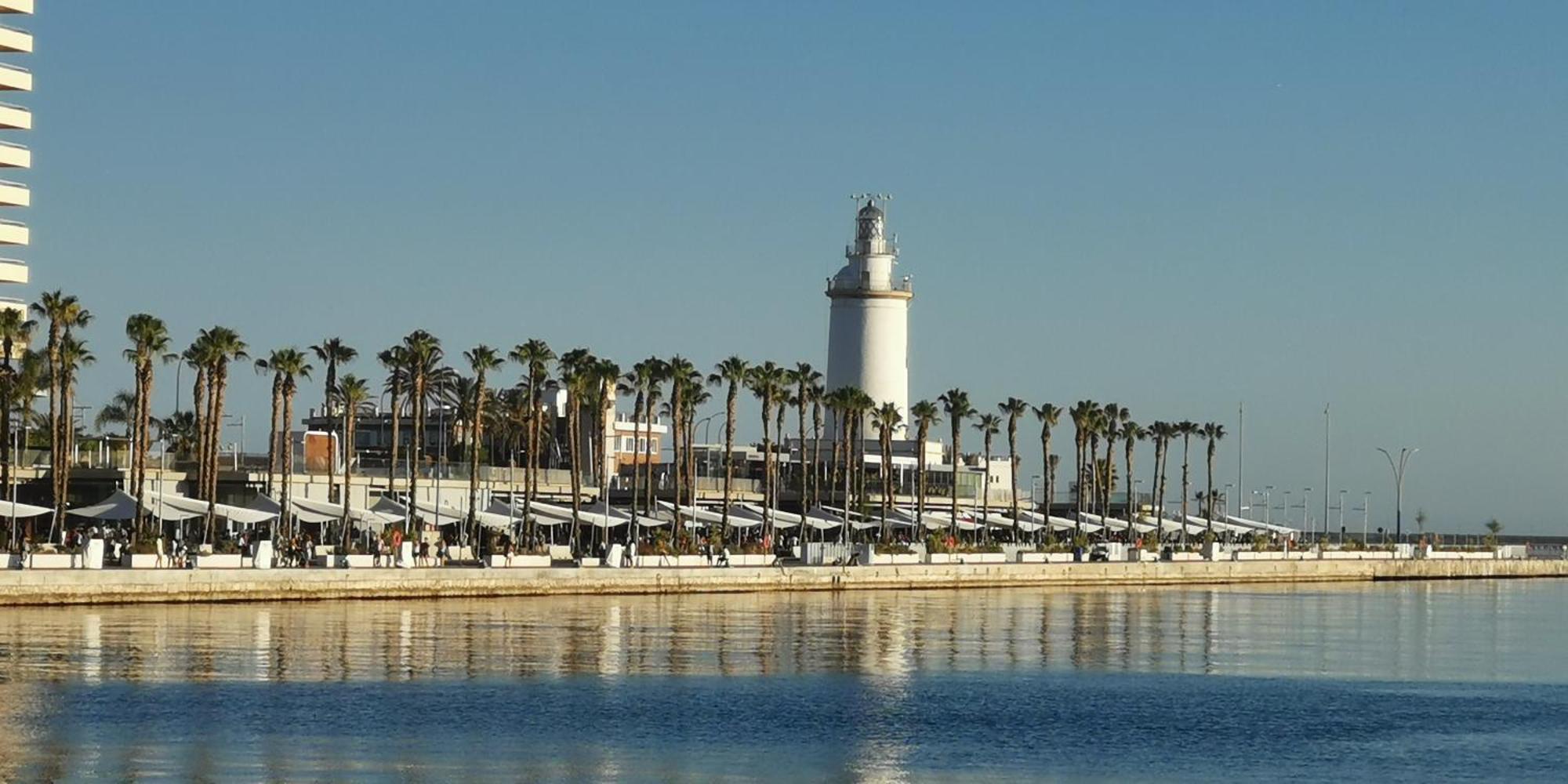 Encantador Bajo En Malaga Bagian luar foto