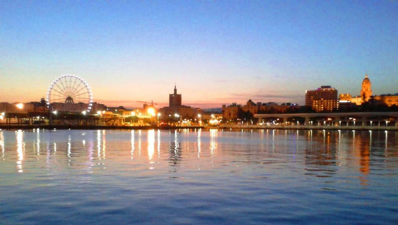 Encantador Bajo En Malaga Bagian luar foto